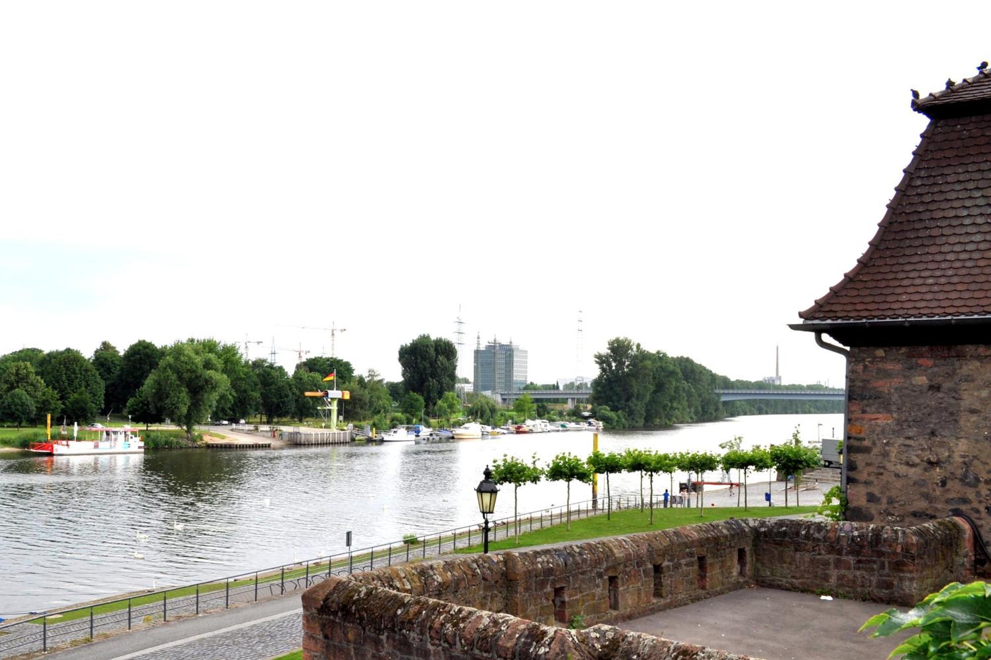 ทริป อินน์ ทากุงส์โฮเทล ฮอคชเตอร์โฮฟ แฟรงค์เฟิร์ต Frankfurt am Main ภายนอก รูปภาพ